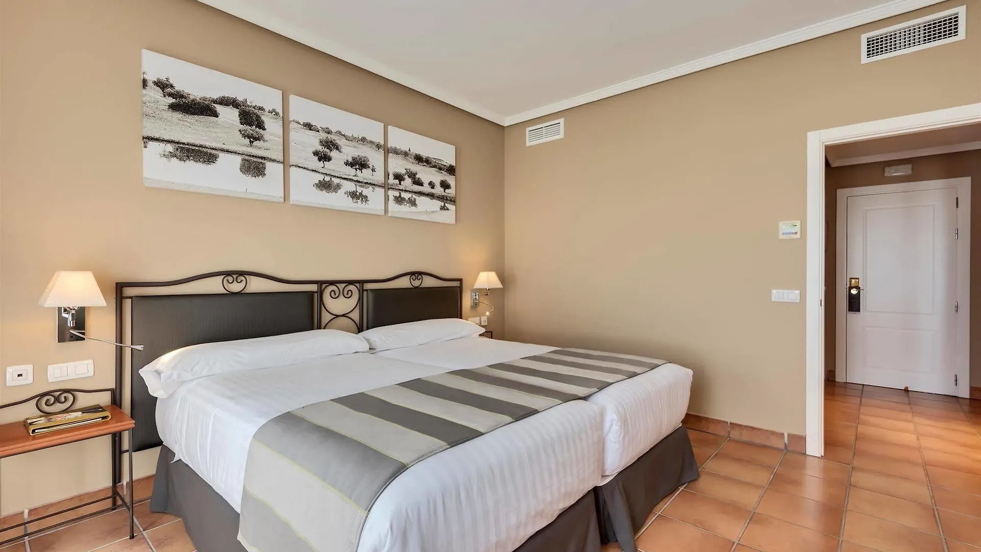 Barcelo Jerez Montecastillo & Convention Center Jerez de la Frontera 4*,
